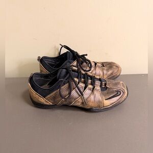 Nike Womens Air Zoom Danzante 313948-221 Brown Shoes Sneakers Size 6.5 (2006)
